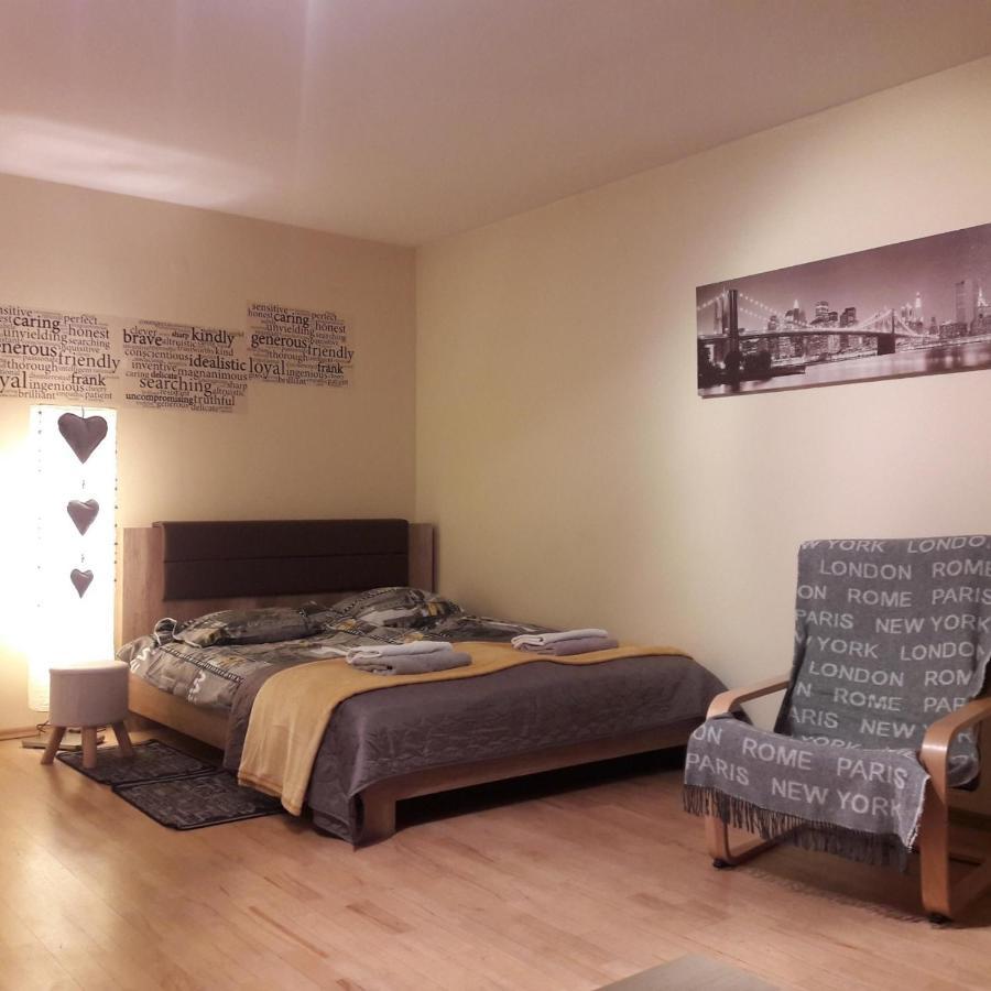 קרקוב Nyc Apartment מראה חיצוני תמונה